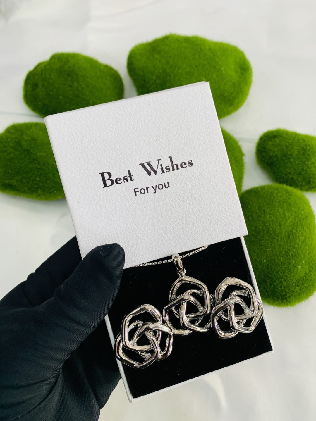 We lady set with best wishes box 010 - Image 2