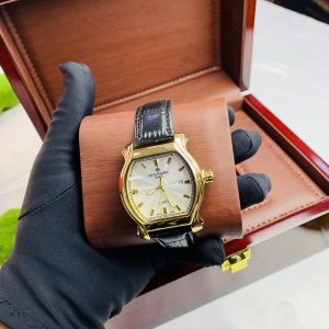 Patek Philippe Geneve with plastic box