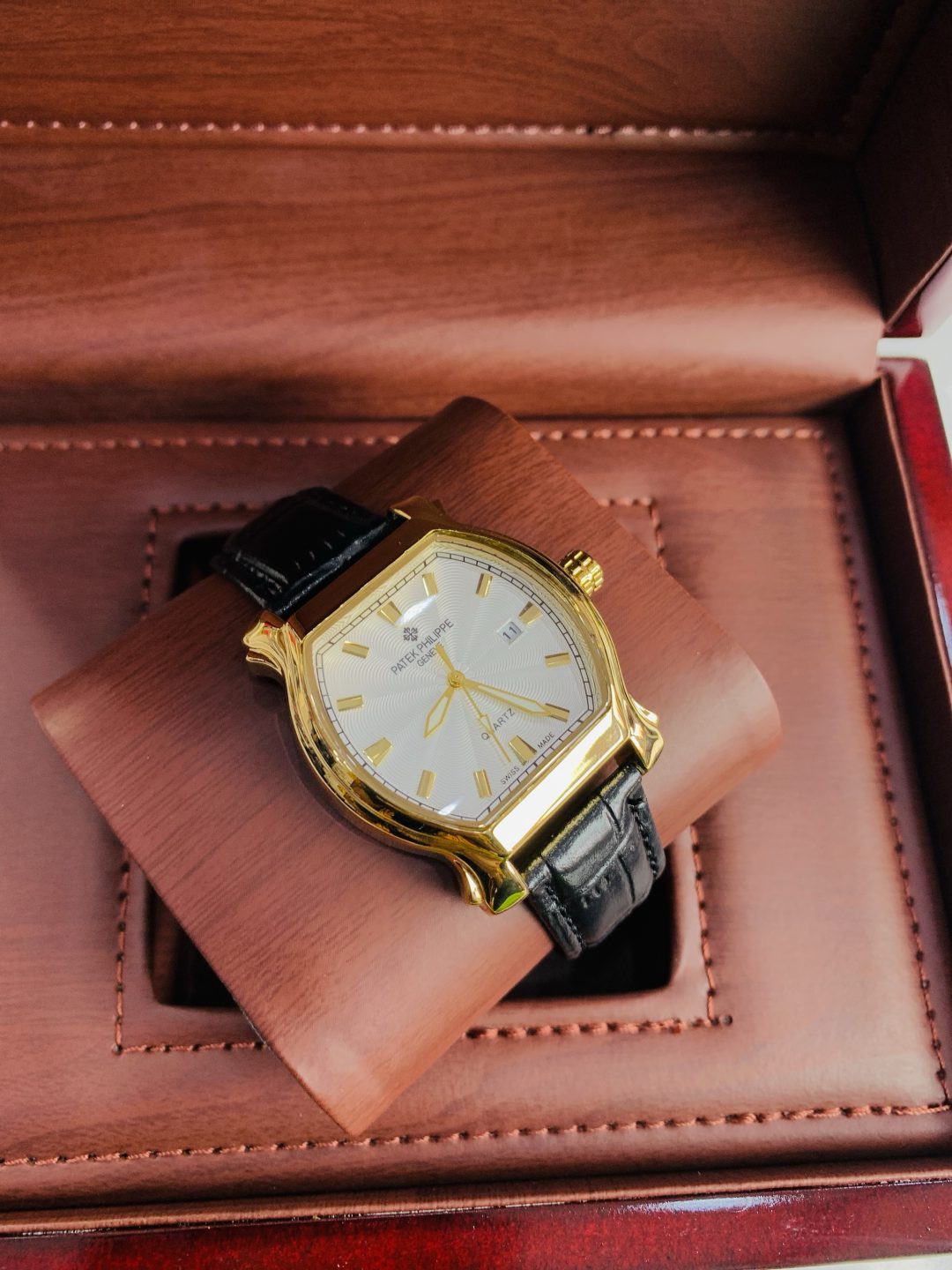 Patek Philippe Geneve with Formica box - Image 2
