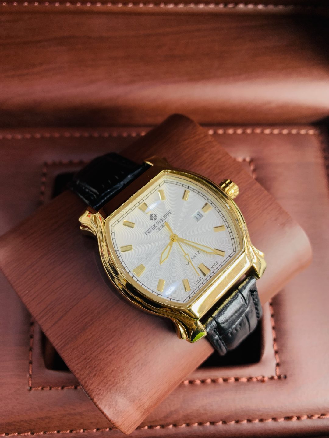 Patek Philippe Geneve with Formica box - Image 4
