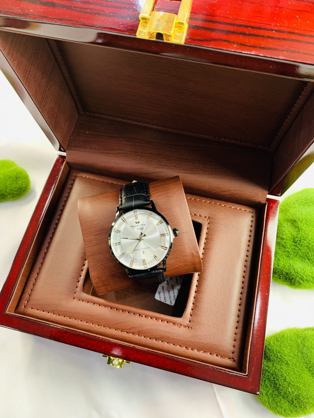 Success way luxury leather strap with plastic box - Image 2