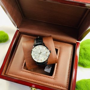 Success way luxury leather strap with exact Formica box