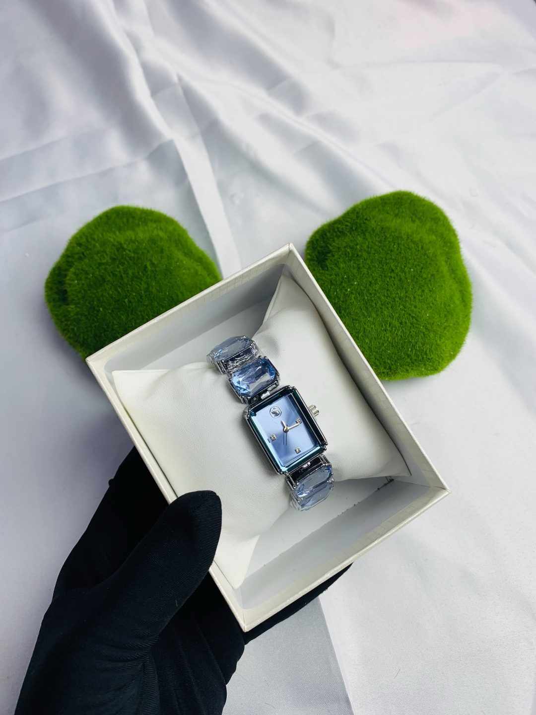 Swarovski silver blue stone - Image 5
