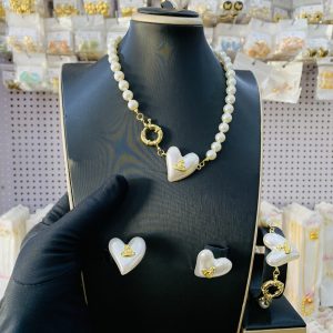 Stella Gold Love pearl