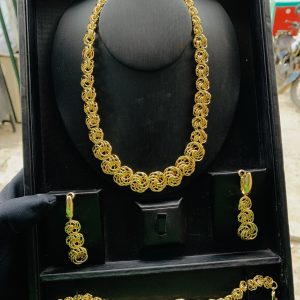 Dangle Delights gold set