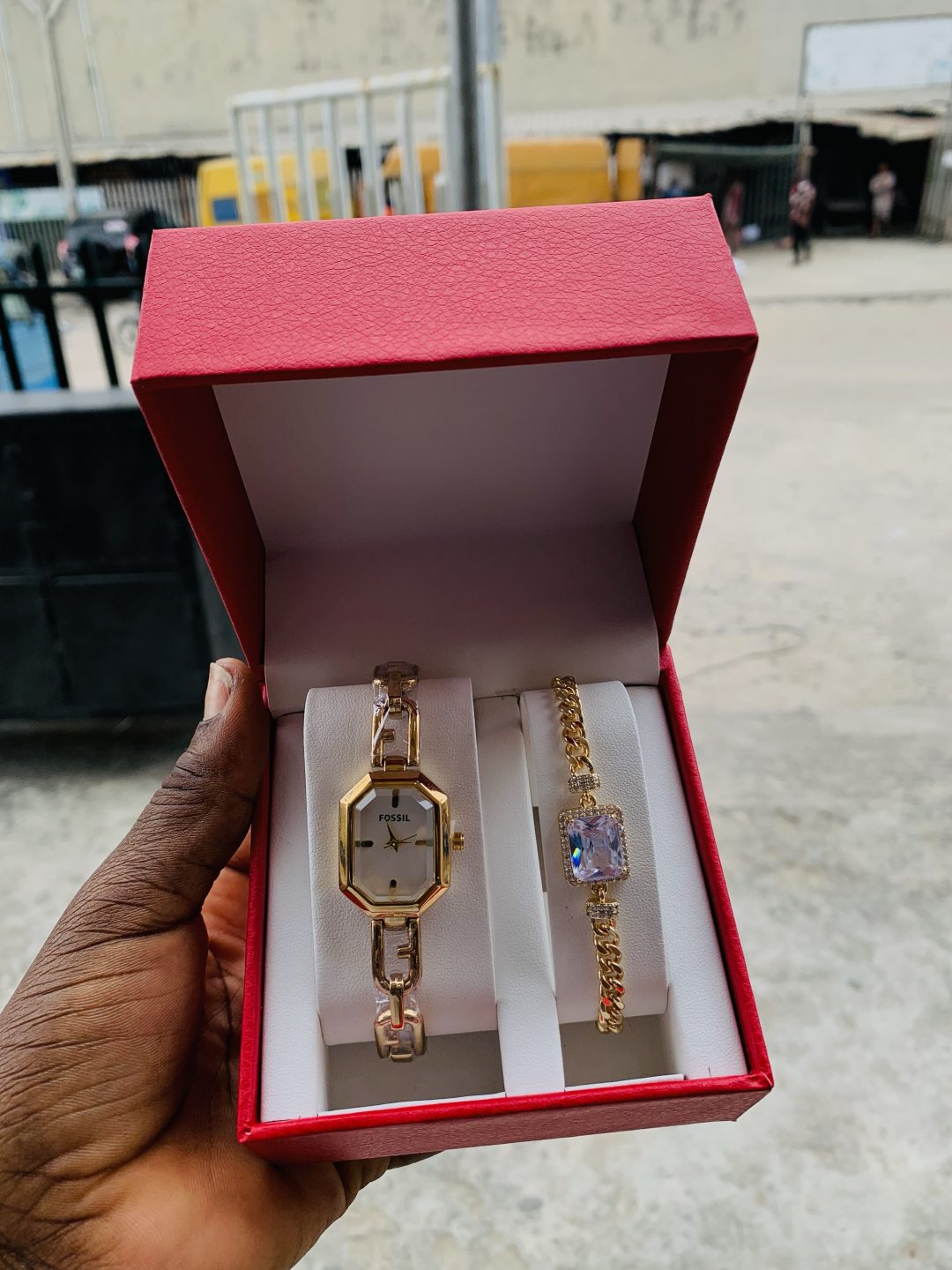 Fossil Gold white face combo with exact box