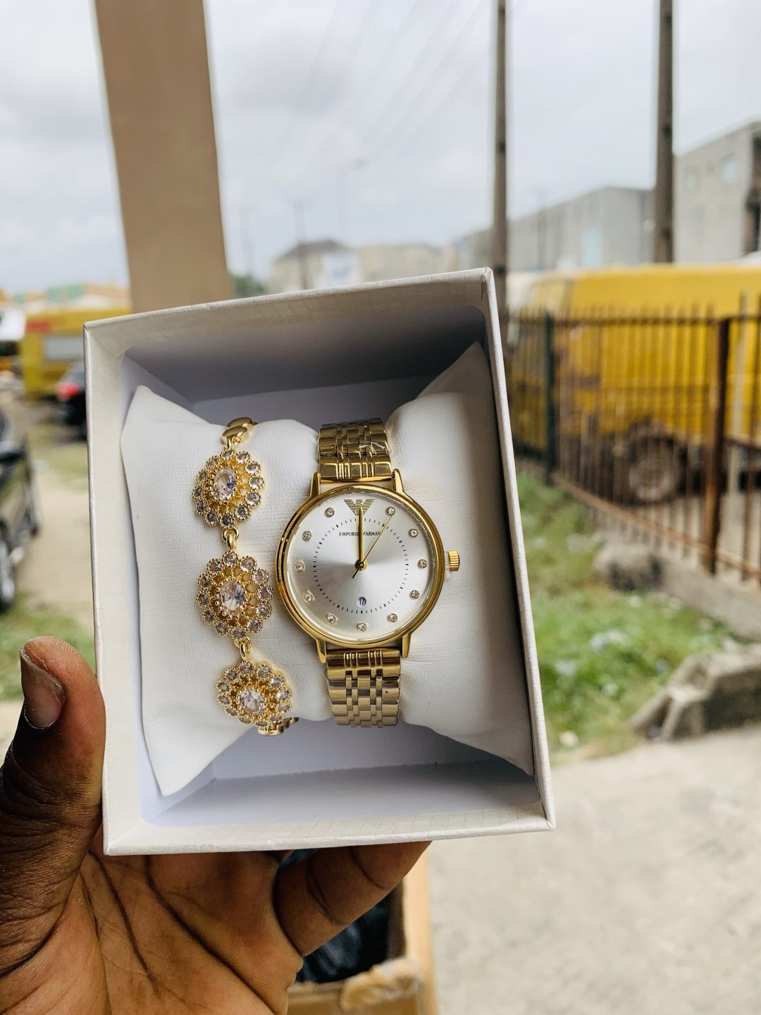 Emporio Armani gold/white face watch combo with box - Image 3