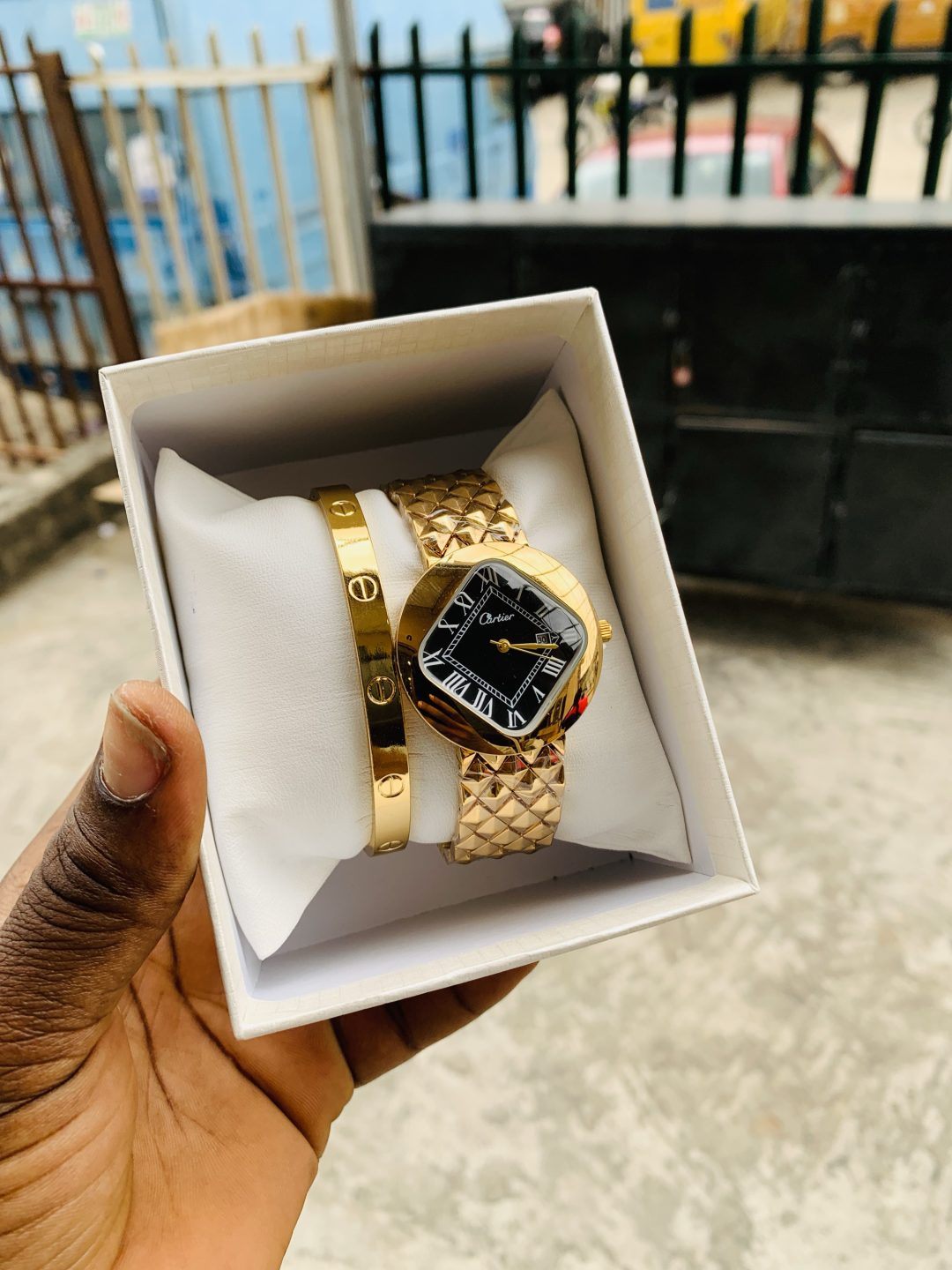 Cartier gold luxury watch combo with box - Image 2