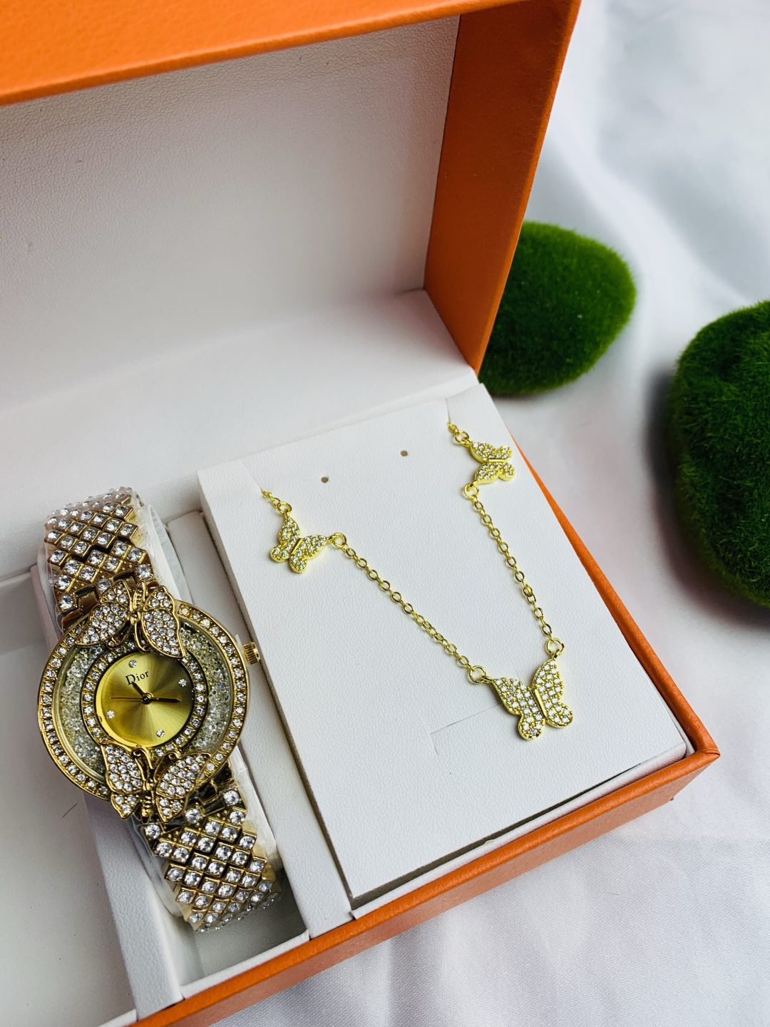 Dior gold watch combo with paper box - Image 2