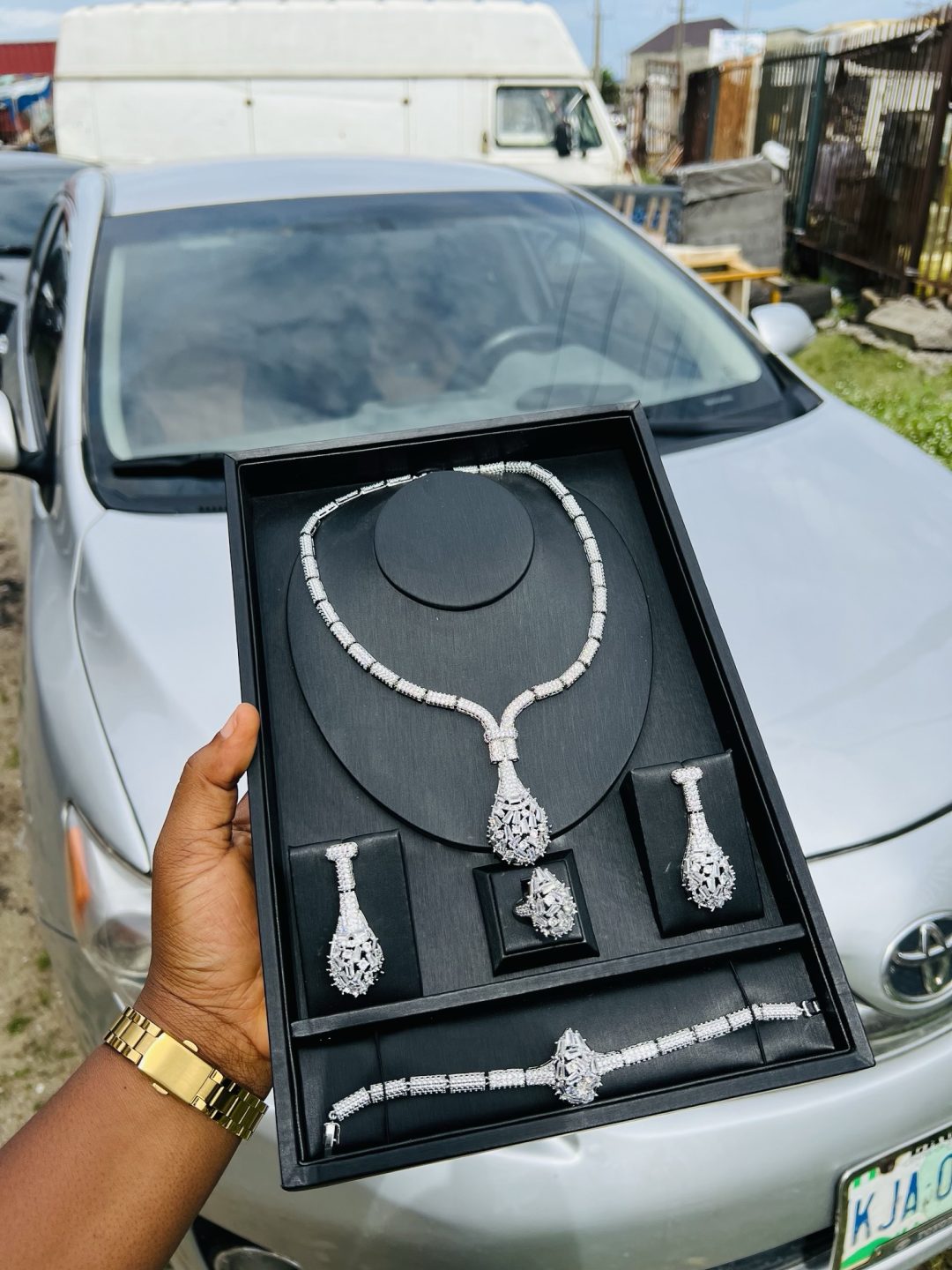 Silver luxury zirconia royal set 002 - Image 2