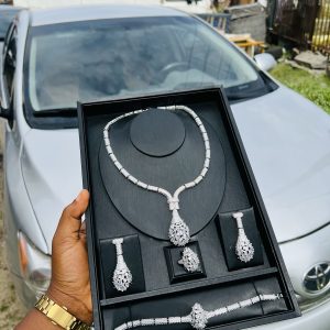 Silver luxury zirconia royal set 002