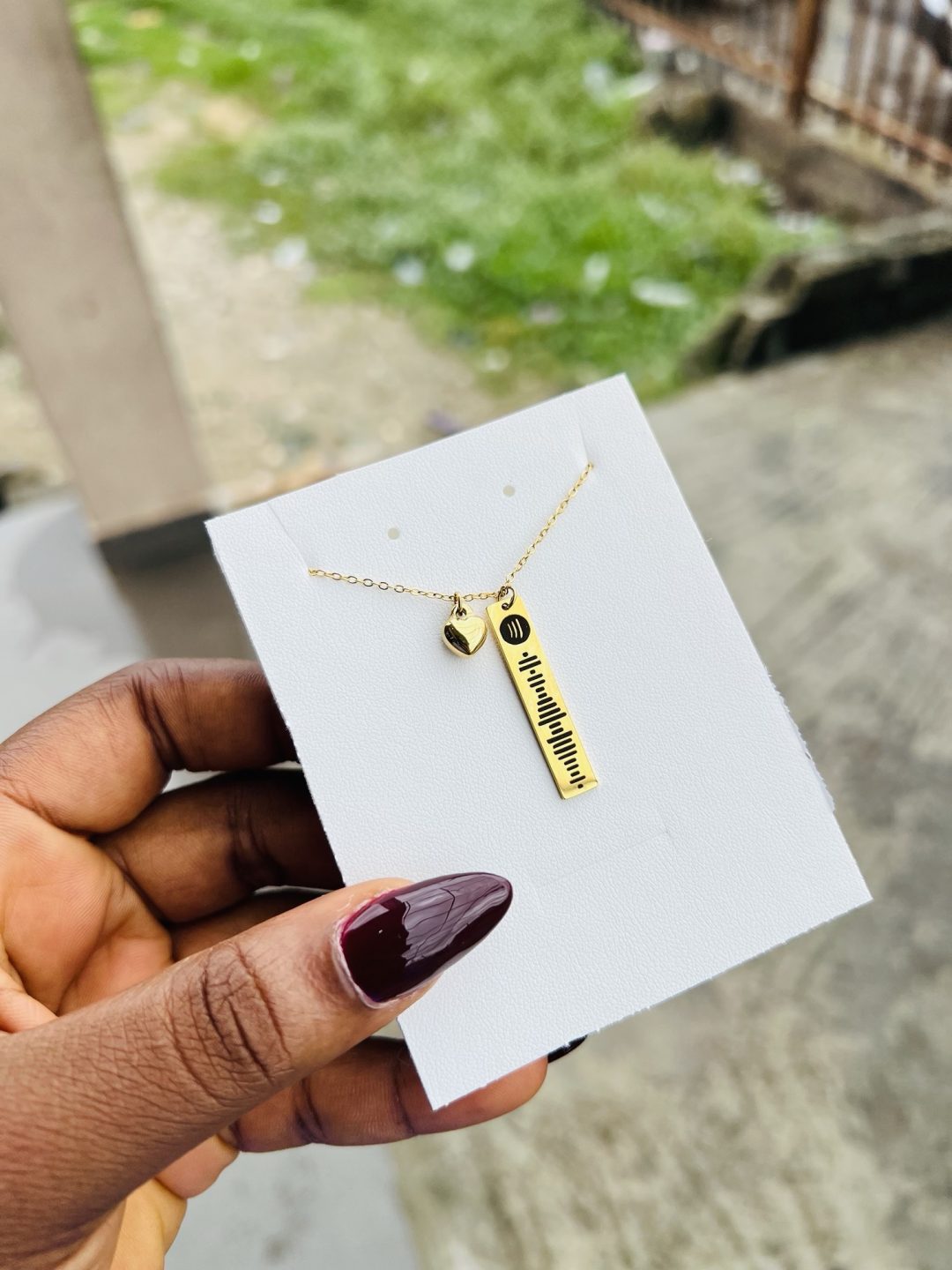 Engraved love Spotify necklace 002
