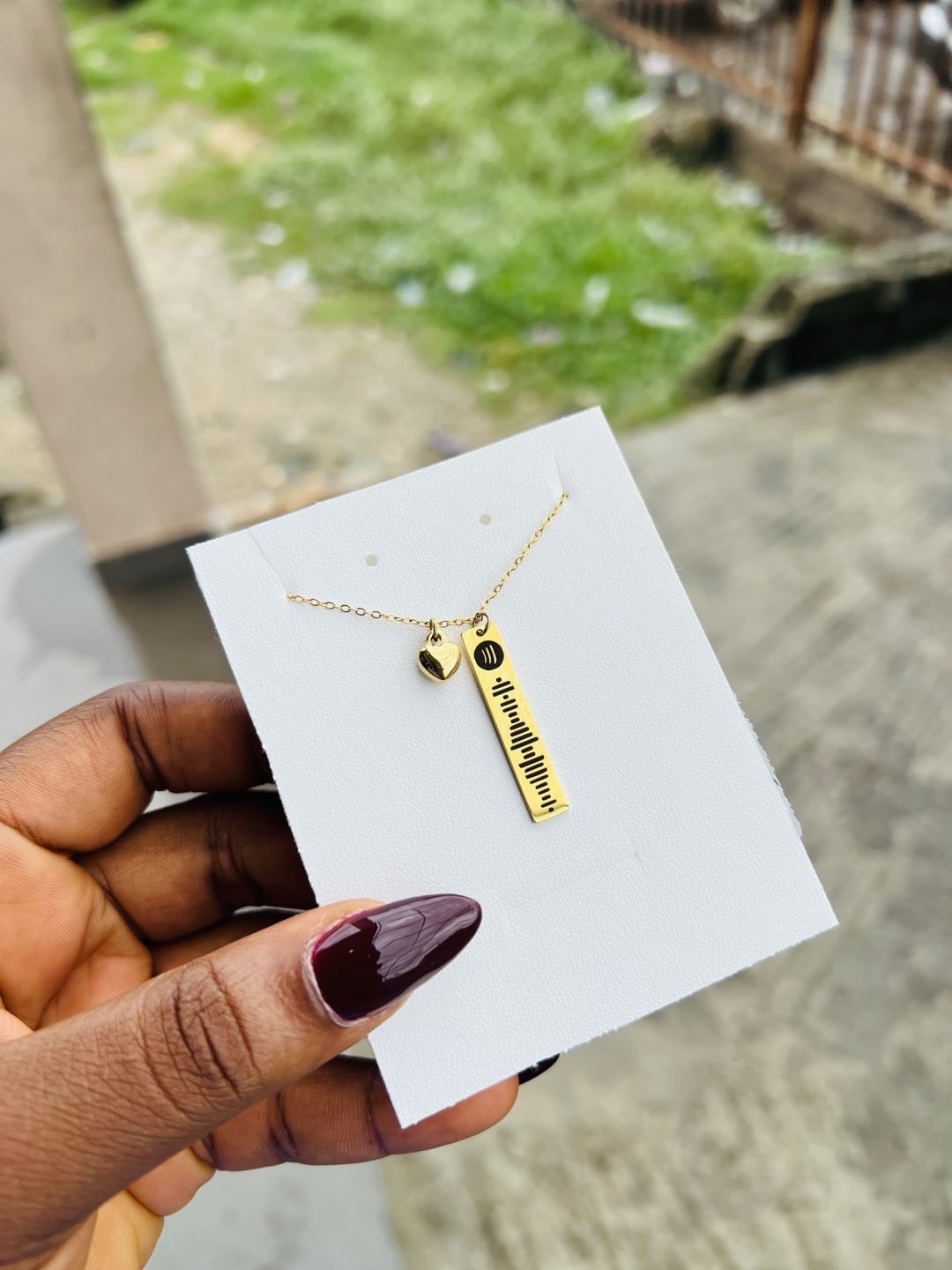 Engraved love Spotify necklace 002 - Image 4