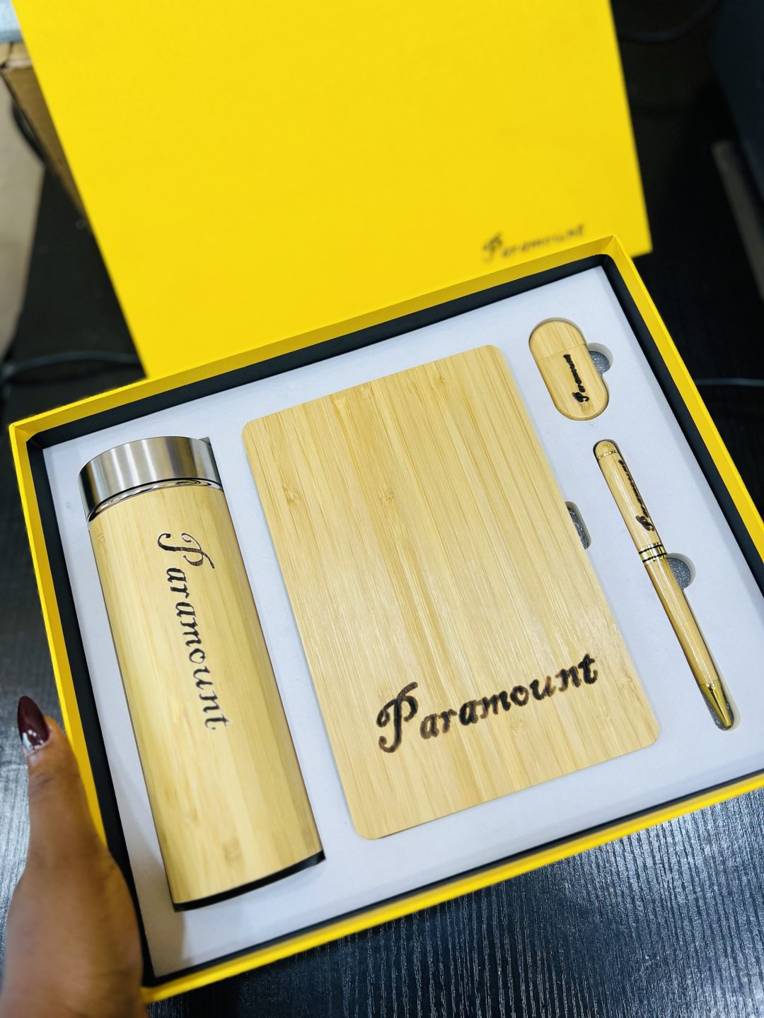 Engraved wooden gift set - Image 4
