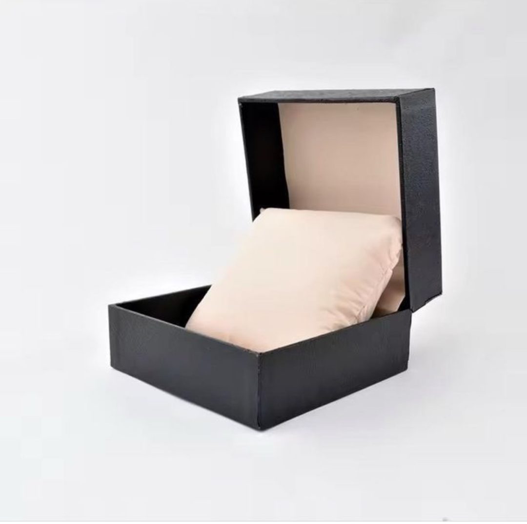Leather watch box - Image 2
