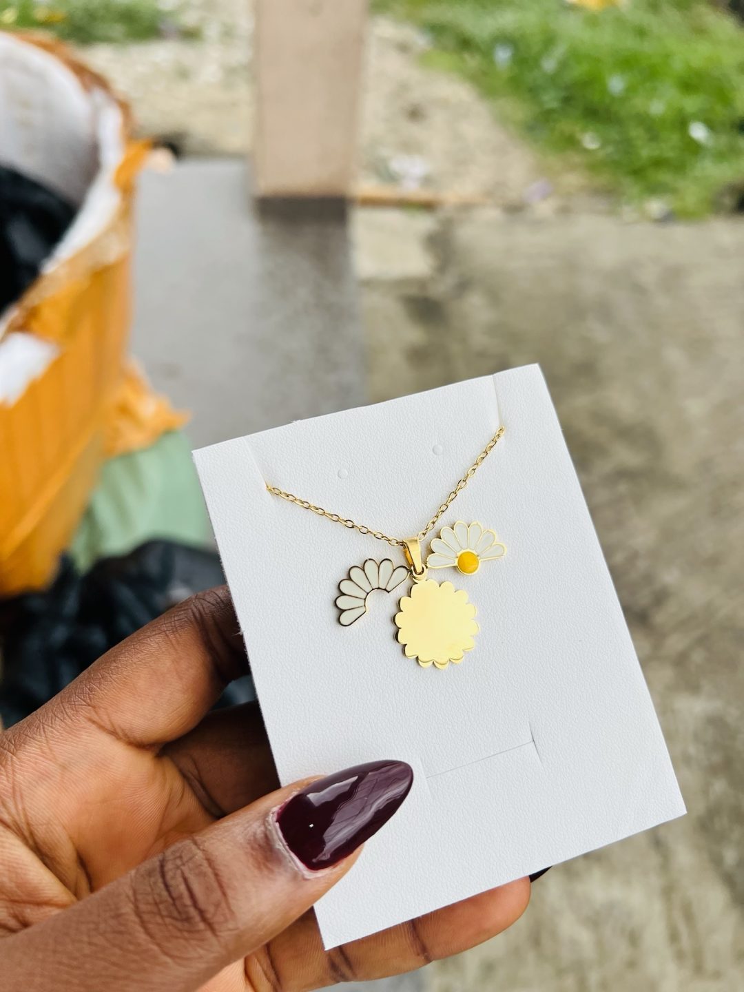 Engraved gold sunflower necklace 002