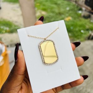 Engraved gold square stoned necklace