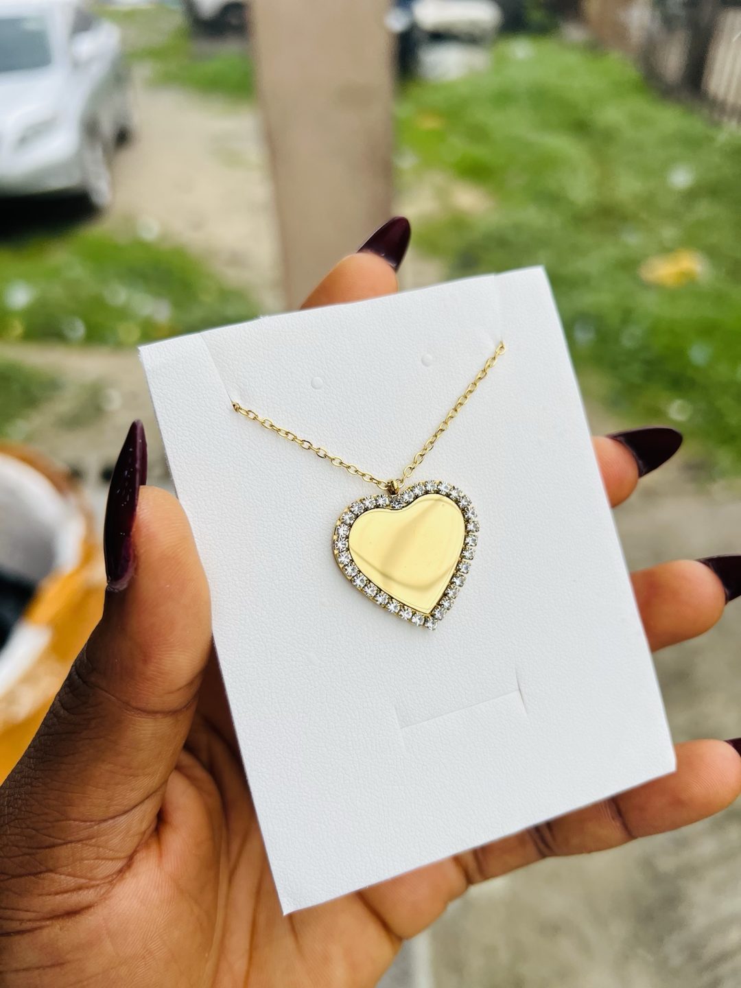 Engraved gold love stoned necklace - Image 2