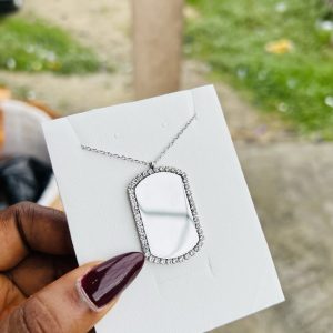 Engraved silver square stoned necklace 002