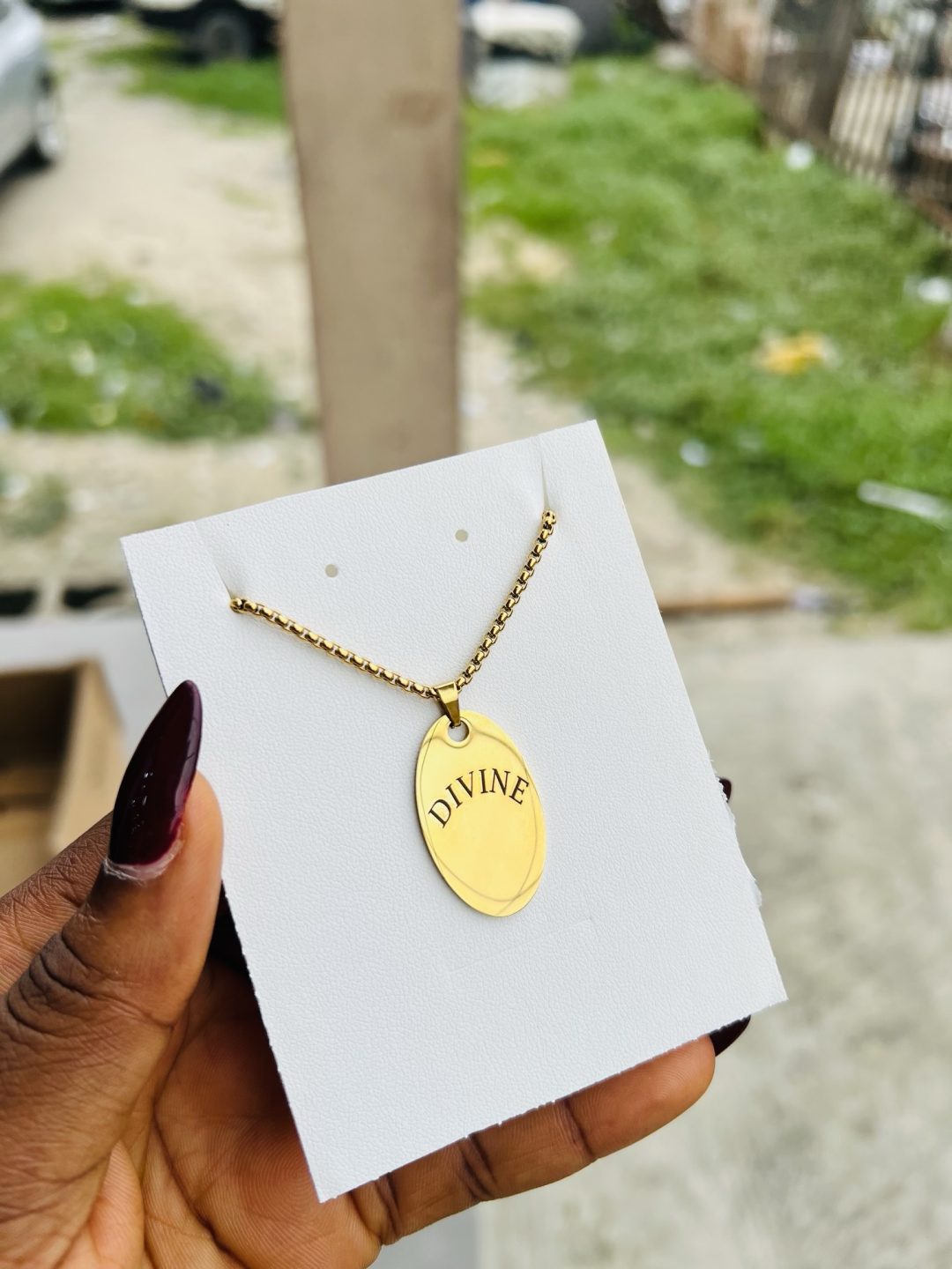 Engraved gold oval necklace