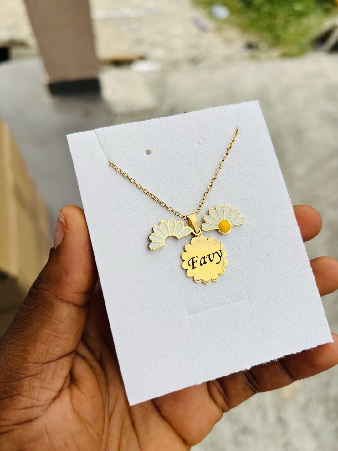 Engraved sunflower with barcode necklace - Image 4