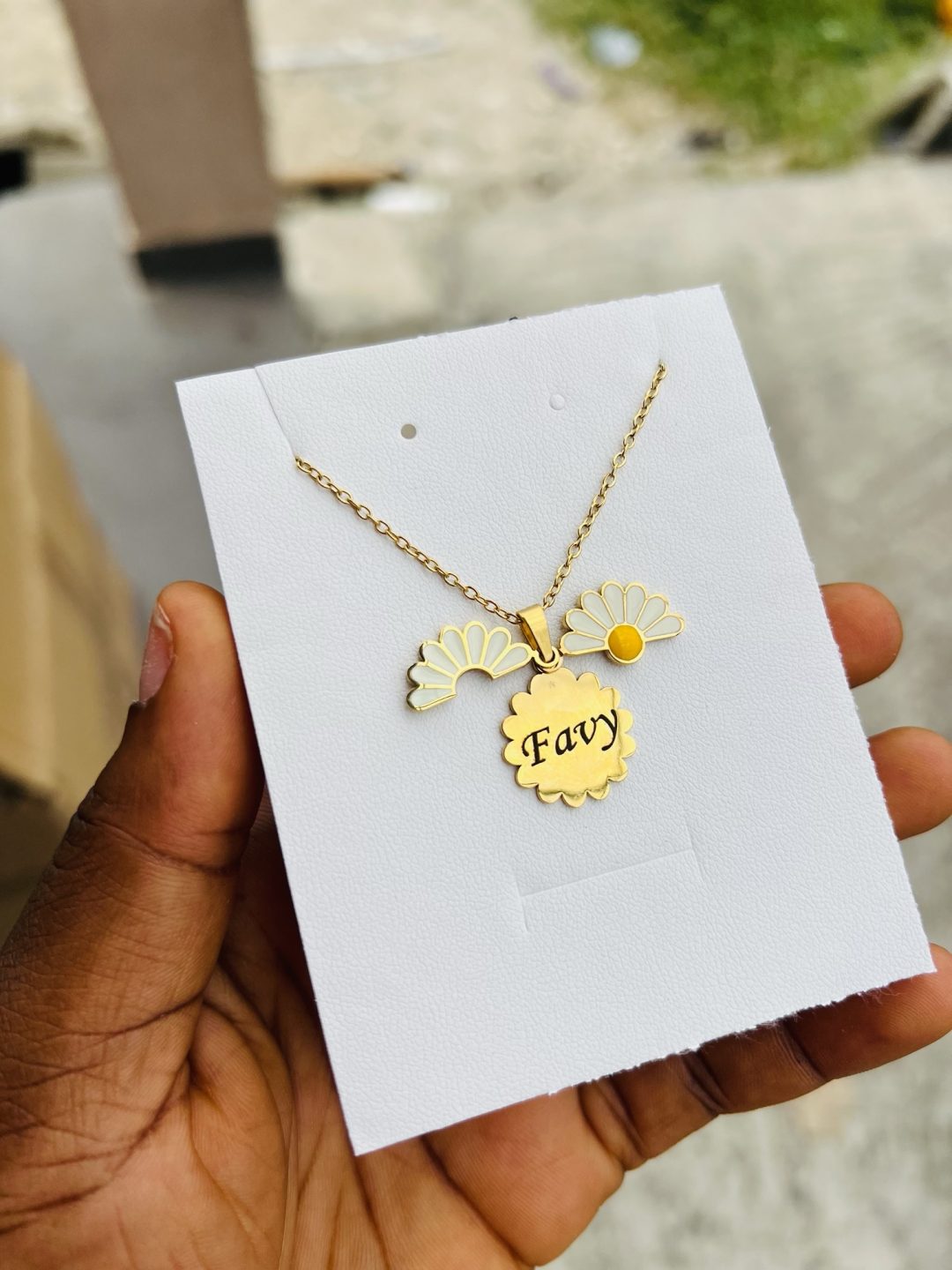 Engraved sunflower with barcode necklace - Image 5