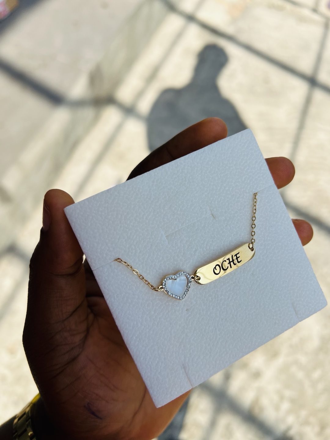 Engraved white stoned love bracelet - Image 9