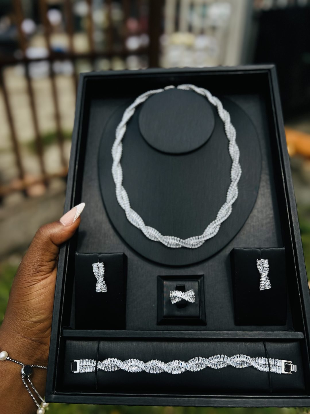 002 Zirconia bridal set