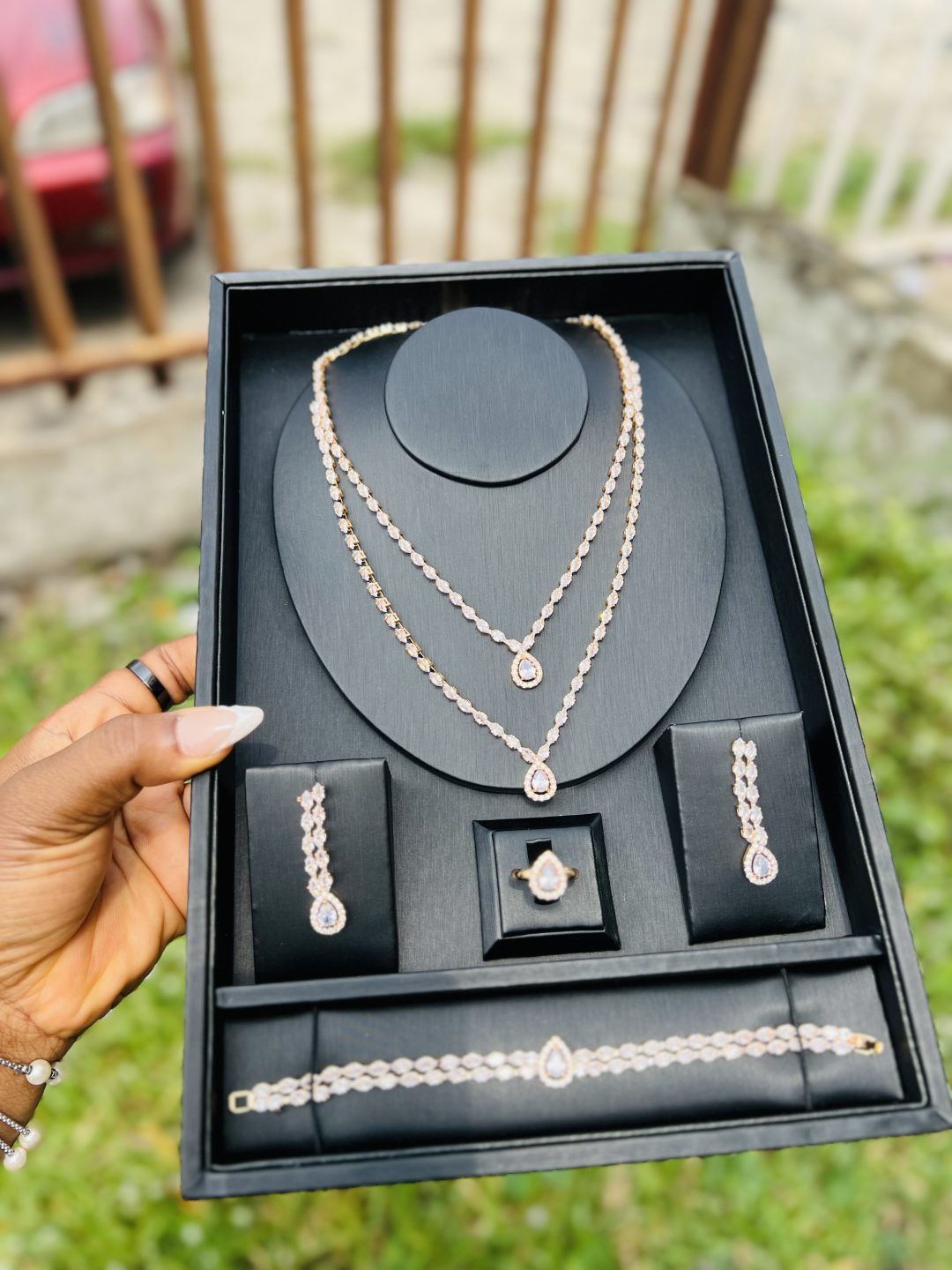 005 Zirconia bridal set (gold colour) - Image 2