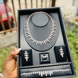 008 Zirconia bridal set (Gold colour)