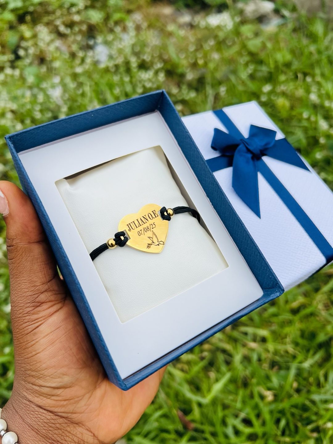 Engraved picture & text drawstring bracelet - Image 9