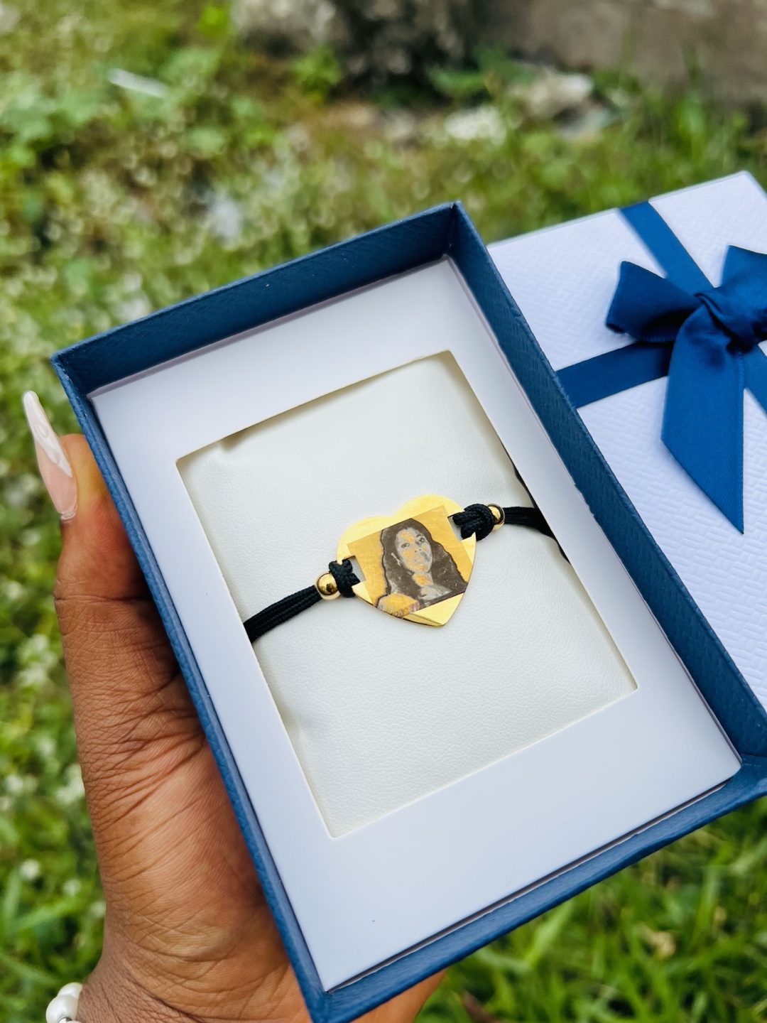 Engraved picture & text drawstring bracelet - Image 4