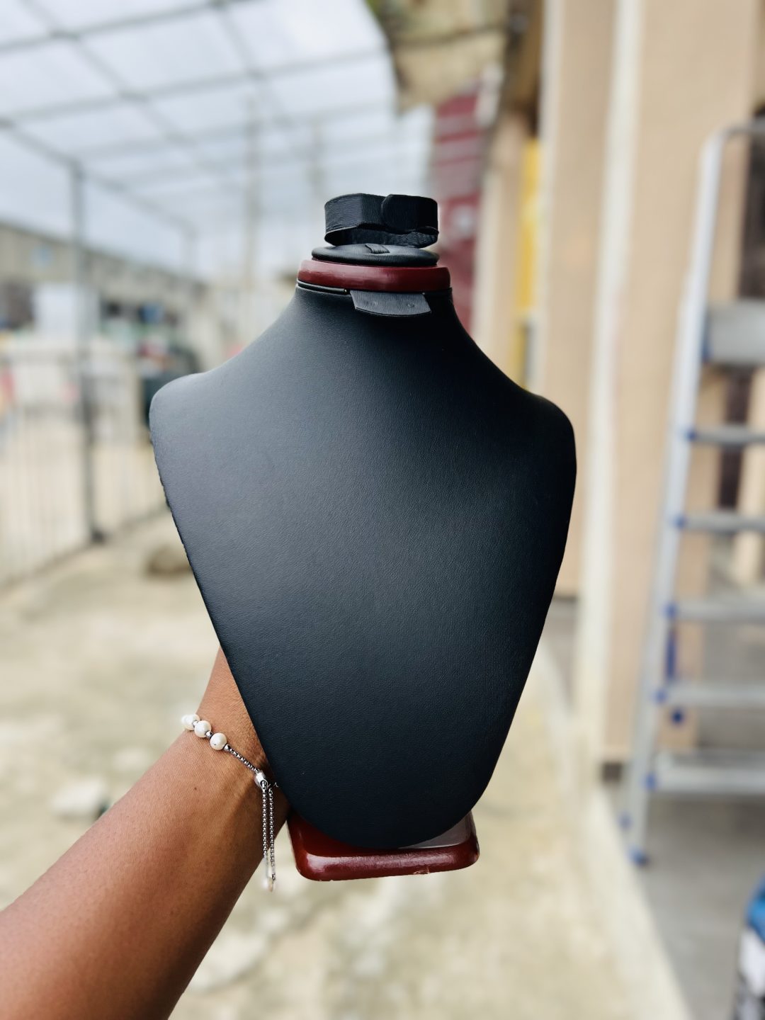 Luxury Wooden leather neck mannequin - Image 2