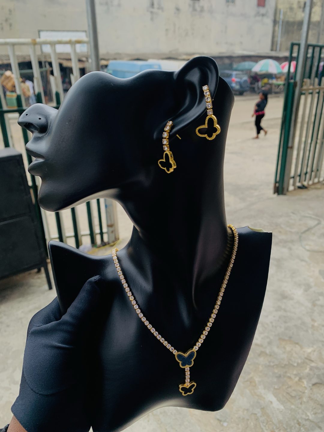 Marvel gold necklace set - Image 5