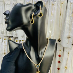 Marvel gold necklace set