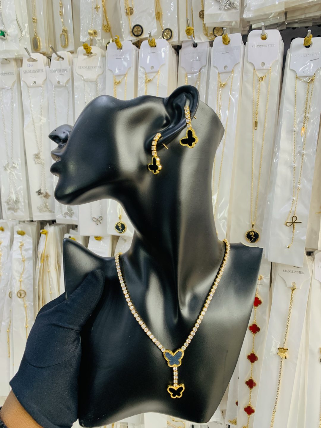 Marvel gold necklace set
