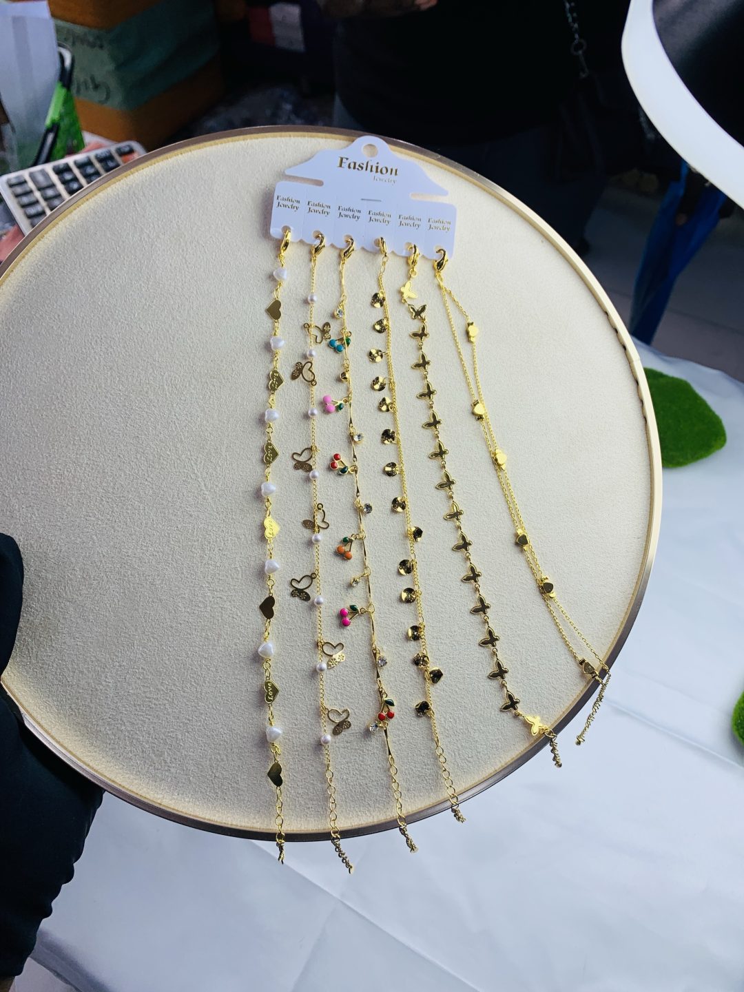 Half dozens of anklets 002