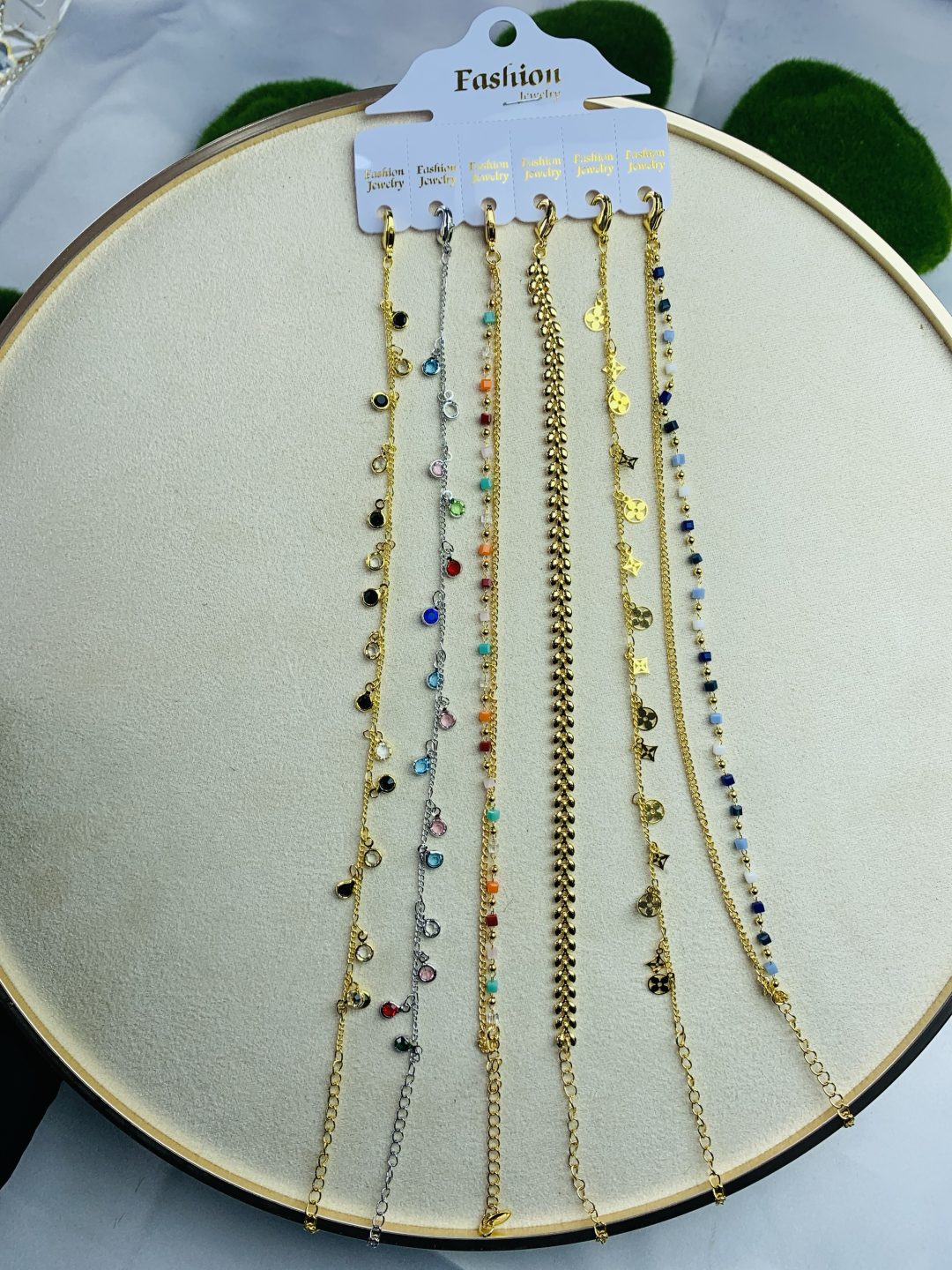 Half dozen of anklets 004