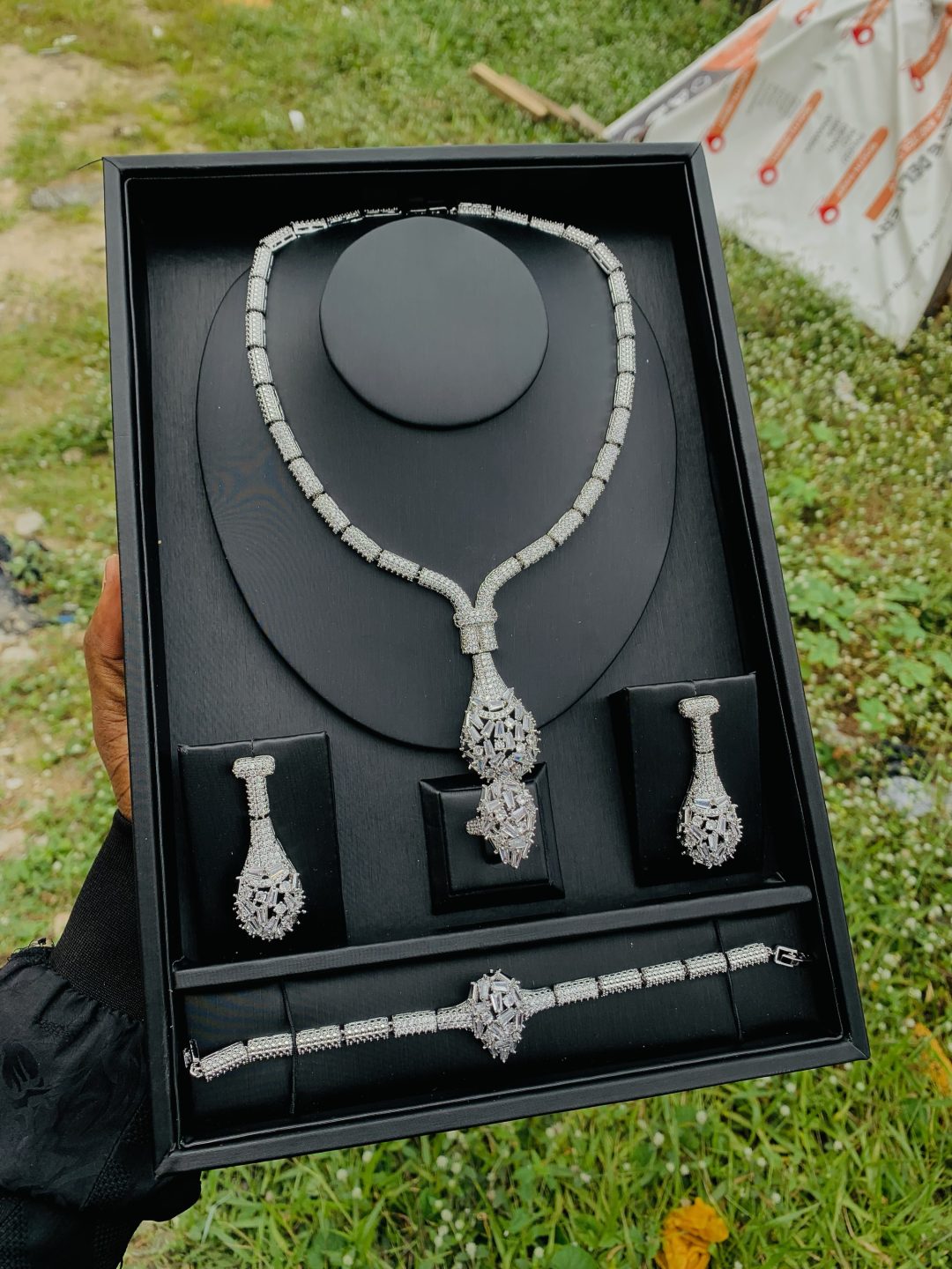 Zirconia luxe silver set