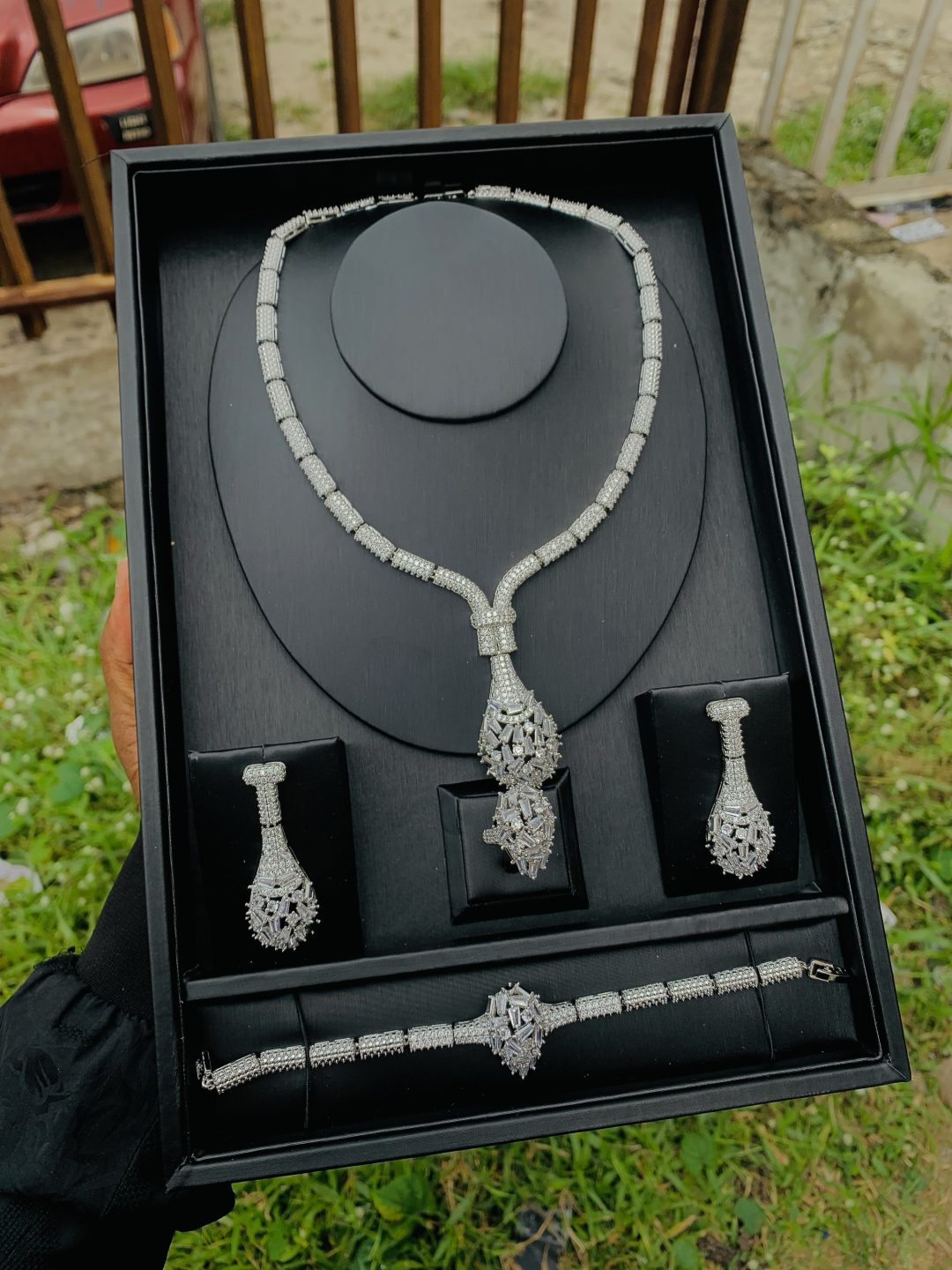 Zirconia luxe silver set - Image 2