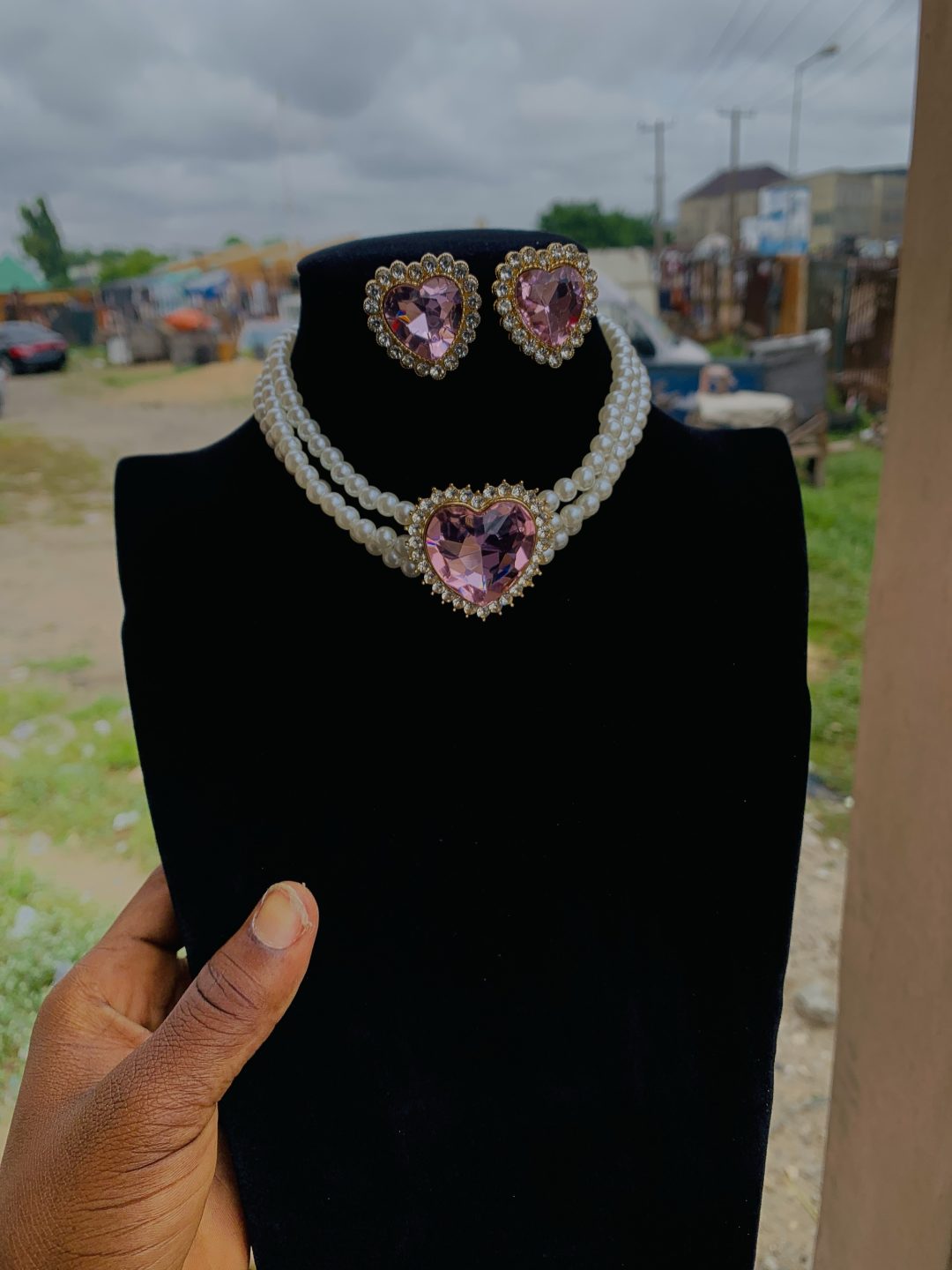 Pink heart pearl necklace - Image 3