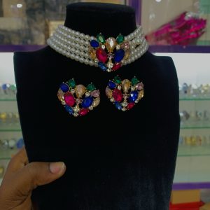 Multicolored pearlescent set
