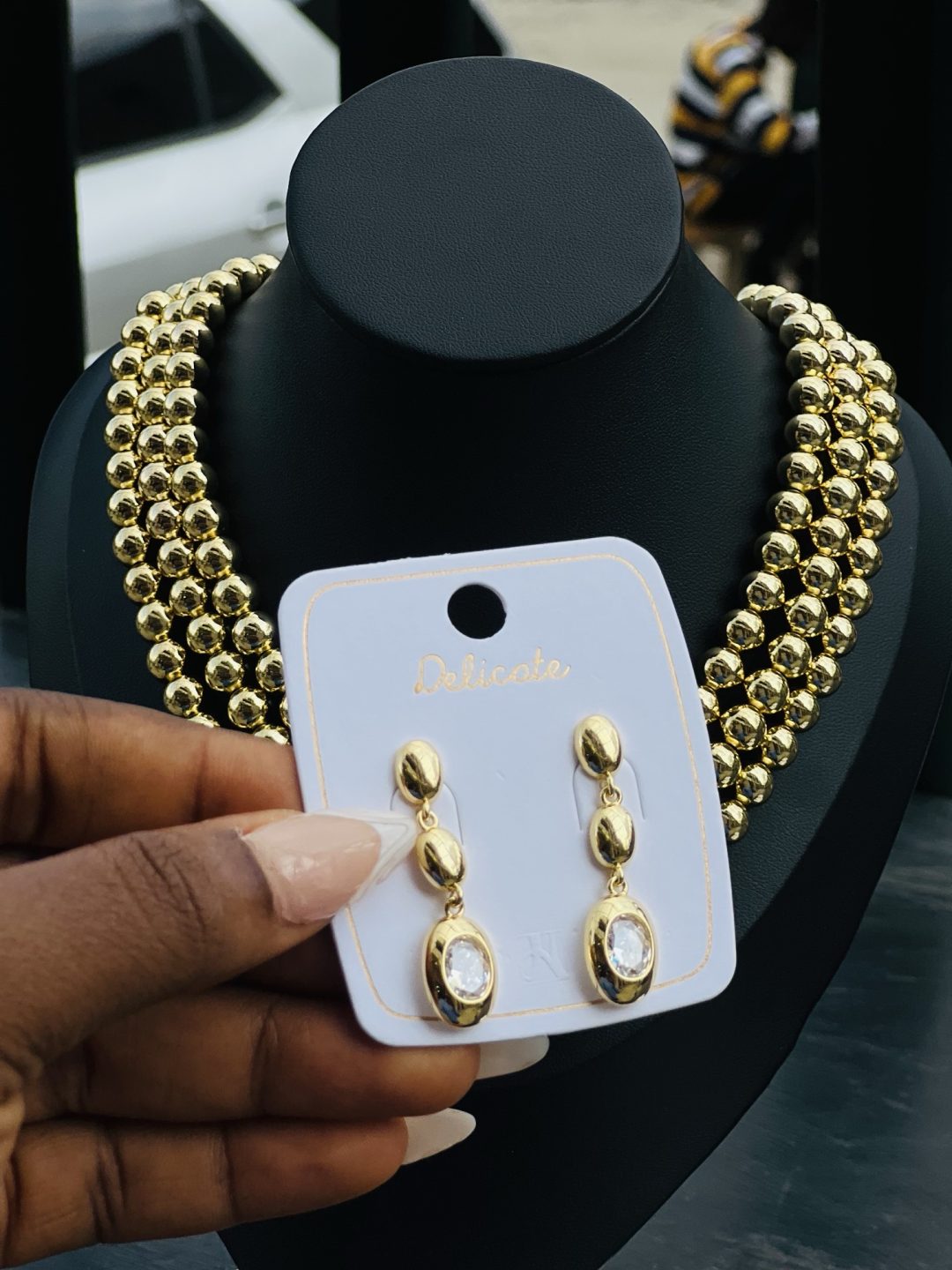 MD stoned earrings - Image 3
