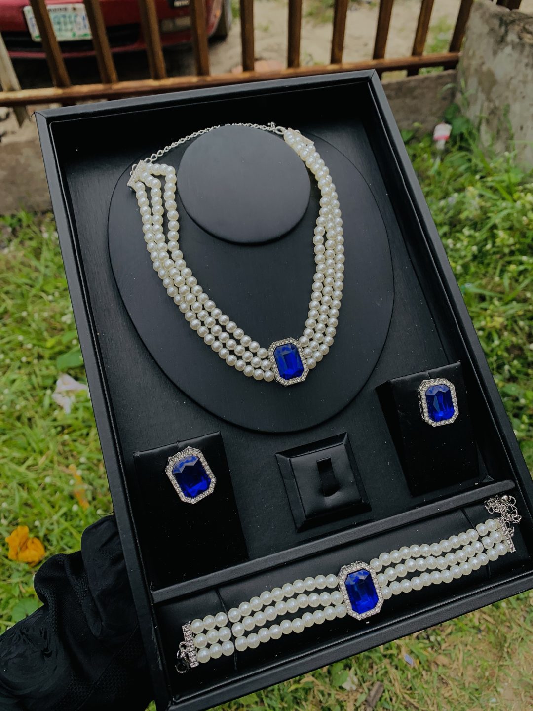 Aurora blue stoned pearls 002 - Image 6