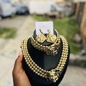 Md gold beaded set