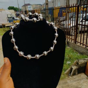Wings Dream silver bead ball necklace