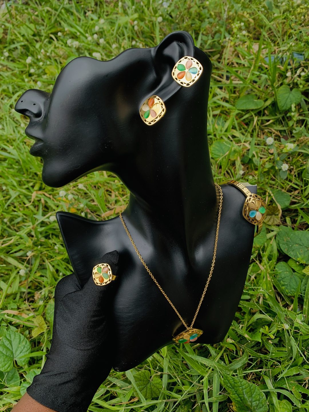 Gold/multicoloured steel set 004 - Image 4
