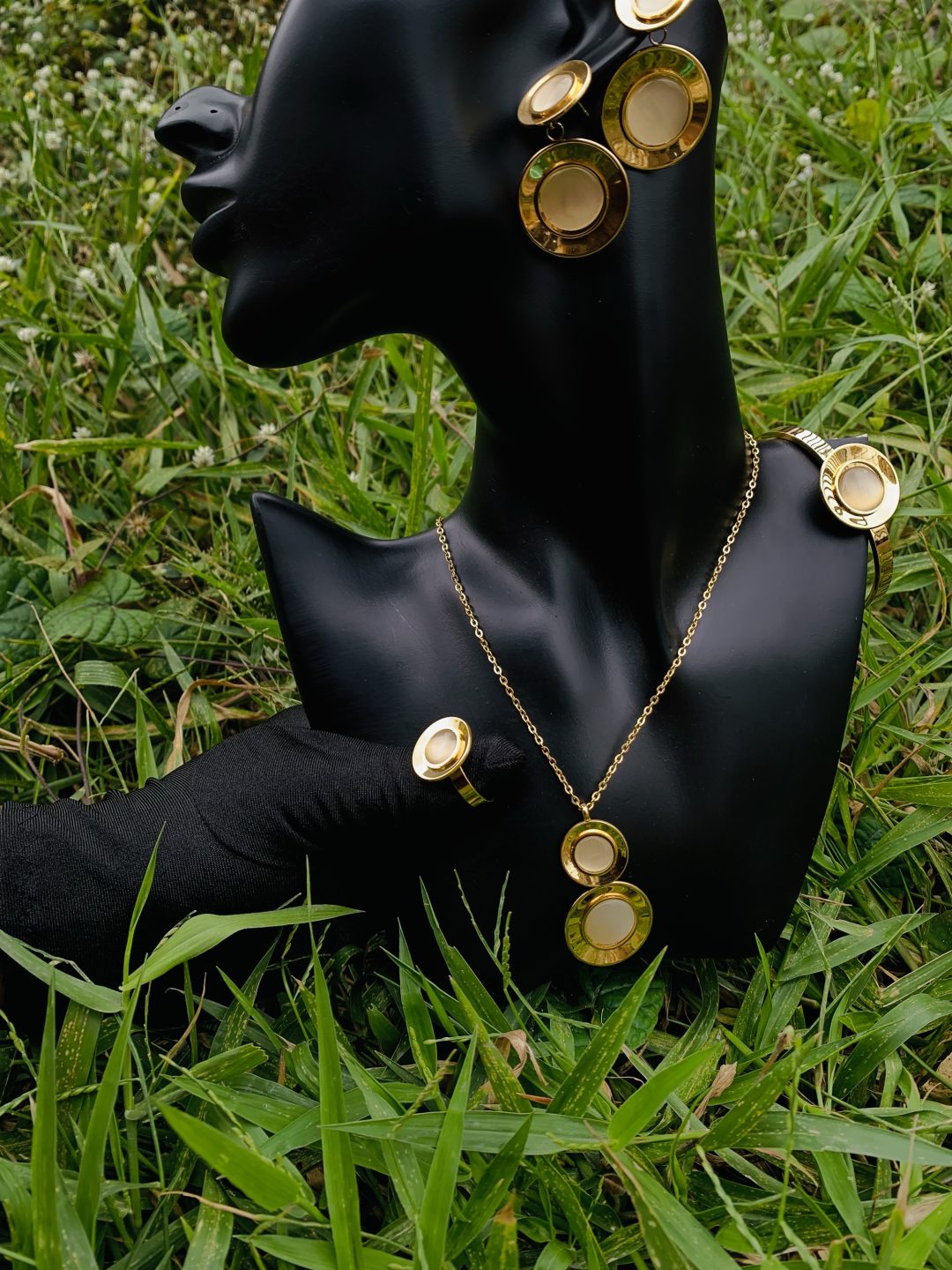 Gold/white steel set 007 - Image 2