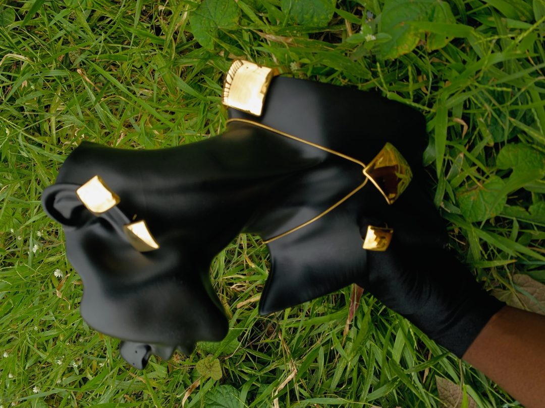 Gold square steel set 018 - Image 4