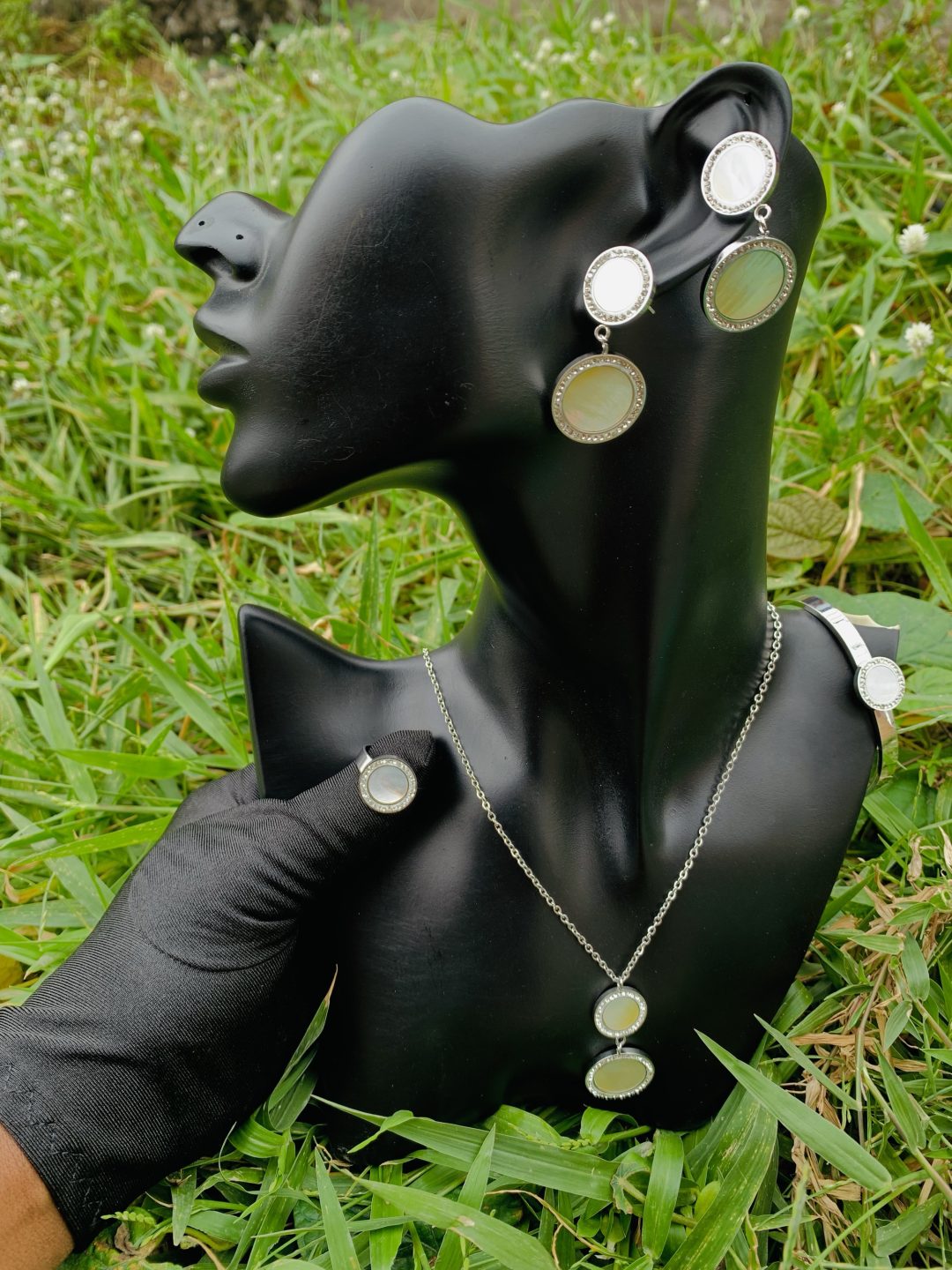 Silver/white steel necklace set 019 - Image 4